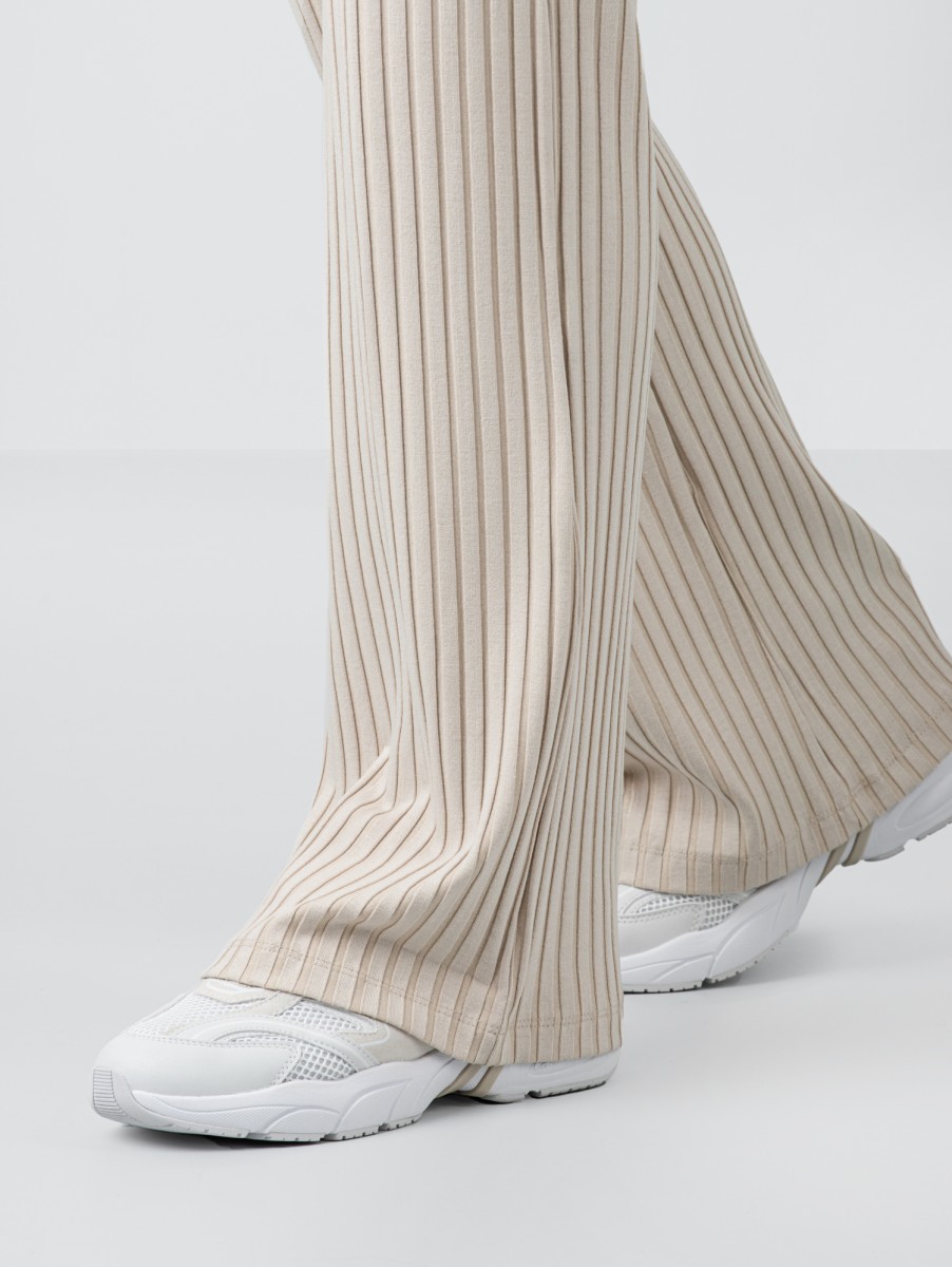 Calvin Klein Elongated Rib Pants